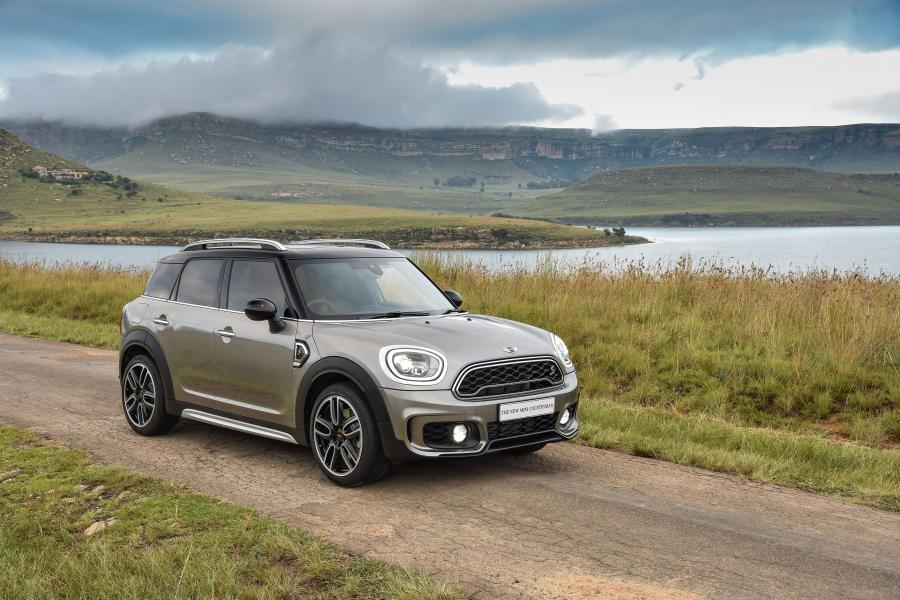  Mini Cooper S Countryman ALL4 2017 года  (ZA) (фото 23 из 40)